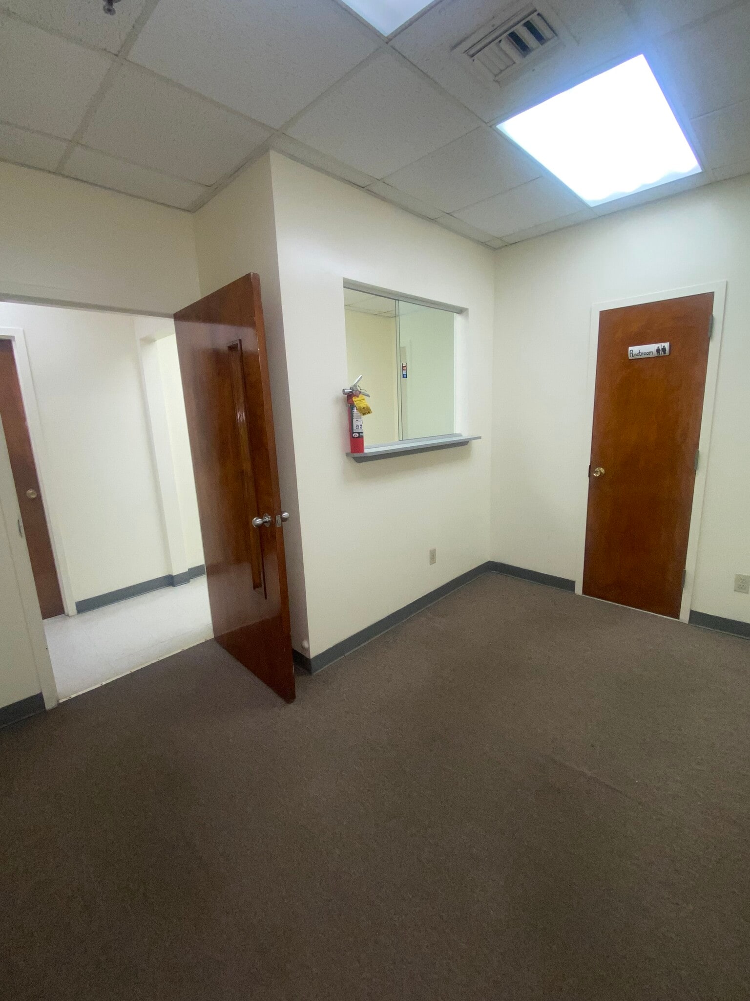 9101 4th Ave, Brooklyn, NY for lease Interior Photo- Image 1 of 14