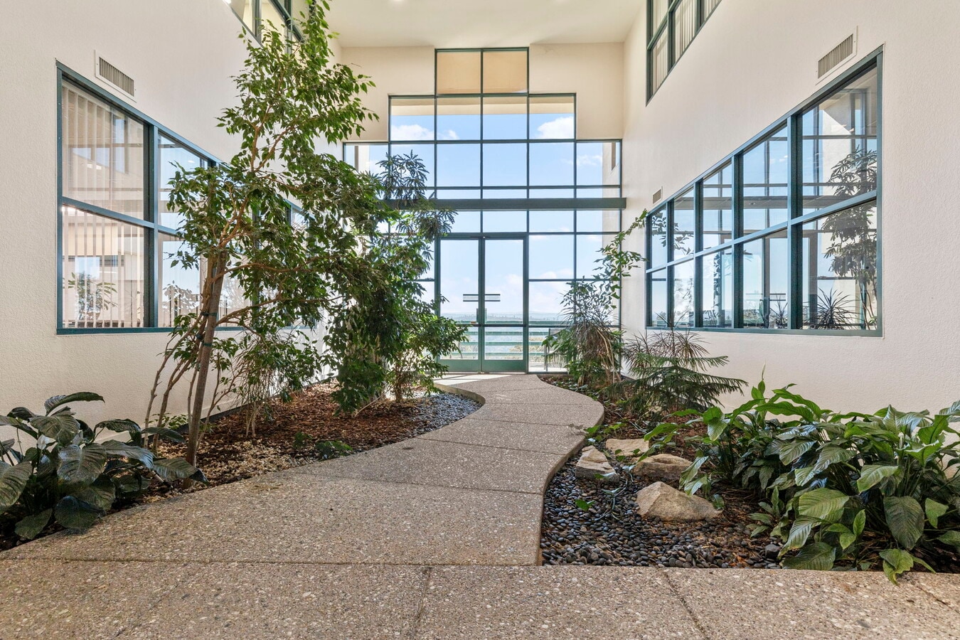 13620 Lincoln Way, Auburn, CA 95603 - Unit 313 - - Lobby - Image 1 of 29