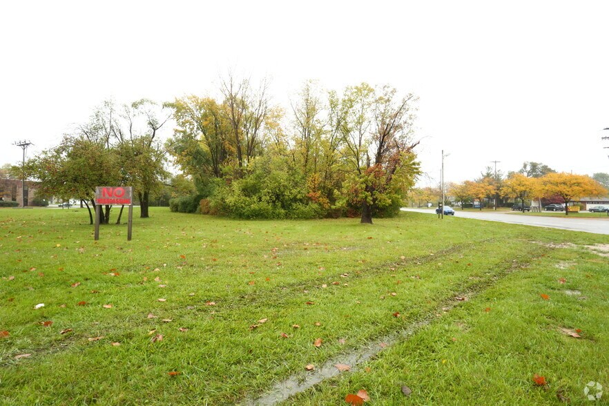 4490 Lennon Rd, Flint, MI 48507