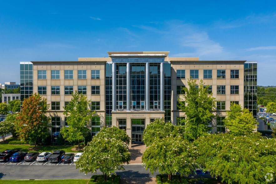 13860 Ballantyne Corporate Pl, Charlotte, NC for lease - Building Photo - Image 3 of 8