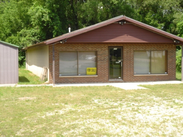 559 E Isabella Rd, Midland, MI for sale - Building Photo - Image 1 of 1