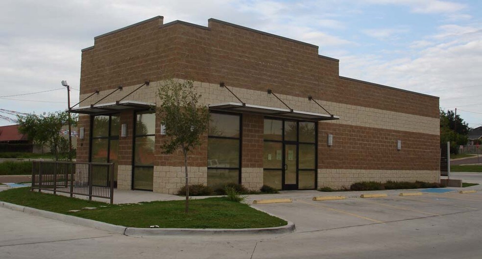 2201 Chestnut St, Laredo, TX for sale - Primary Photo - Image 1 of 1