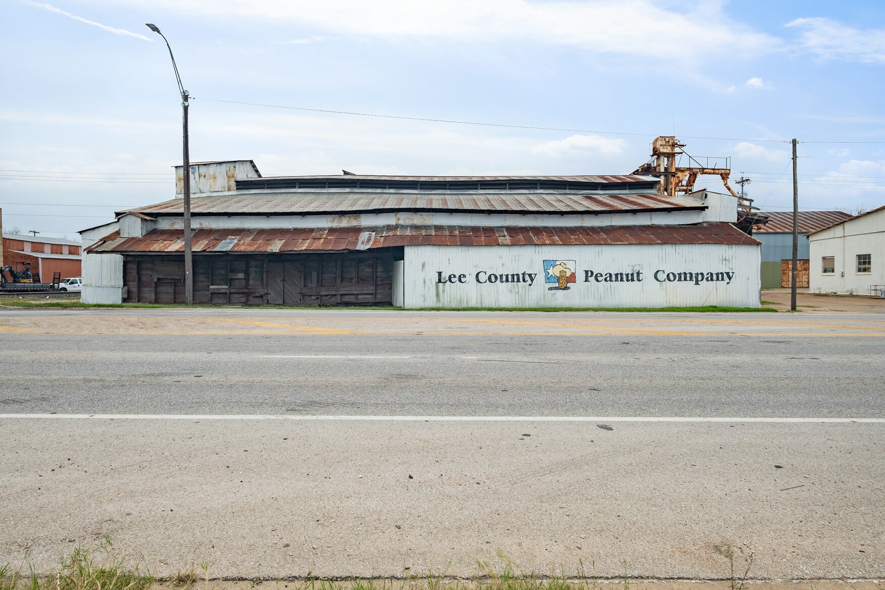 136 S Caldwell St, Giddings, TX for sale Building Photo- Image 1 of 1