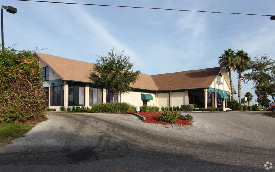 3195 Tamiami Trl, Port Charlotte, FL for sale - Primary Photo - Image 3 of 3