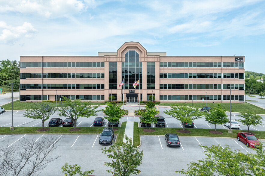 971 Corporate Blvd, Linthicum, MD for lease - Building Photo - Image 2 of 6