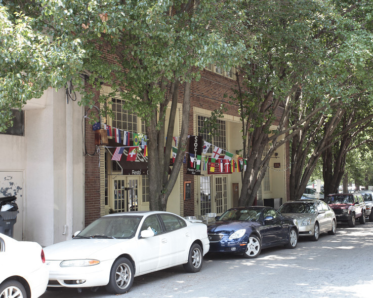 12 W Peachtree Pl, Atlanta, GA for sale - Building Photo - Image 1 of 1