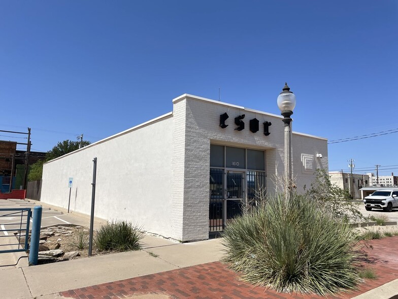 1610 Buddy Holly Ave, Lubbock, TX for lease - Building Photo - Image 3 of 18