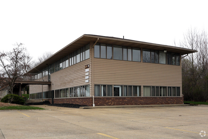 143 Northwest Ave, Tallmadge, OH for lease - Building Photo - Image 3 of 15