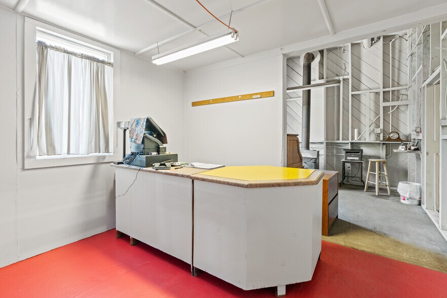 8500 Highway 128, Philo, CA 95466 Northwest Tire & Oil