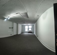 400 N Wells St, Chicago, IL for lease Interior Photo- Image 2 of 3