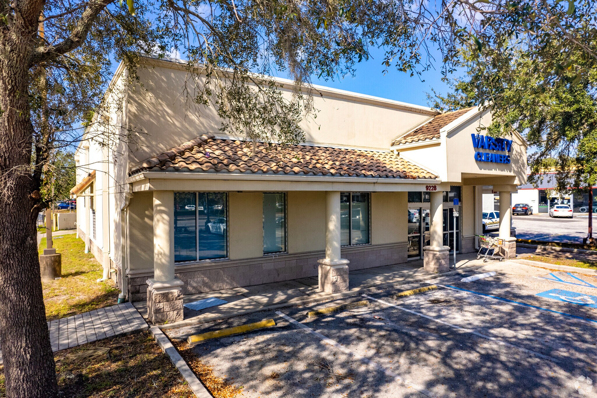 9228 N 56th St, Temple Terrace, FL for sale Primary Photo- Image 1 of 1