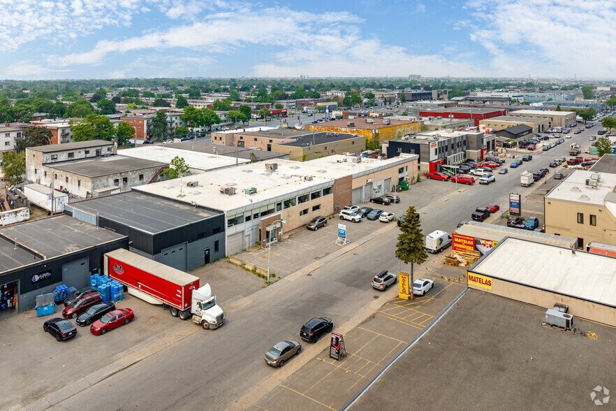 8140-8170 Rue Lafrenaie, Saint-leonard, QC for sale - Aerial - Image 2 of 5