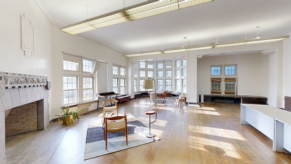 2015 Freeman Ave, Cincinnati, OH 45214 Endless Usage Potential Flex