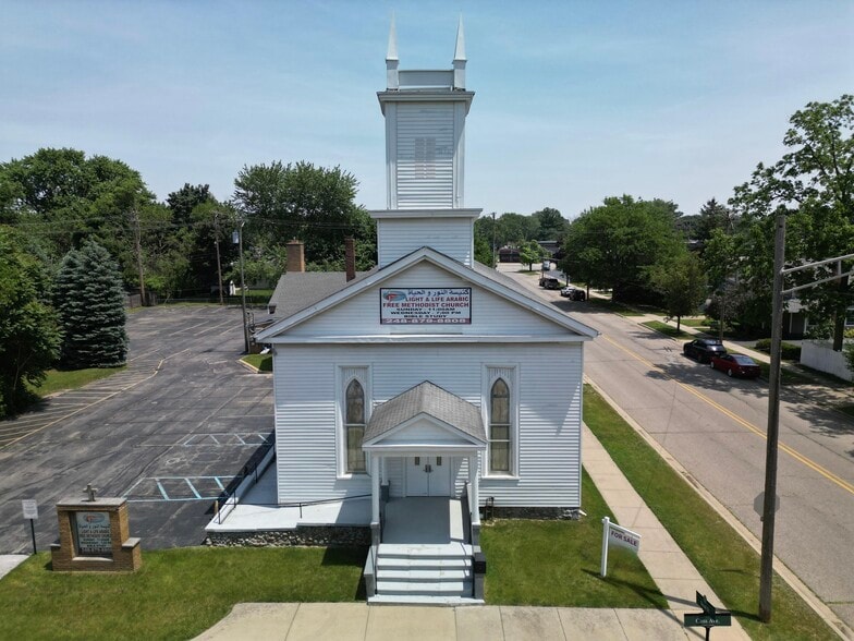 45504 Cass Ave, Utica, MI for sale - Building Photo - Image 2 of 61