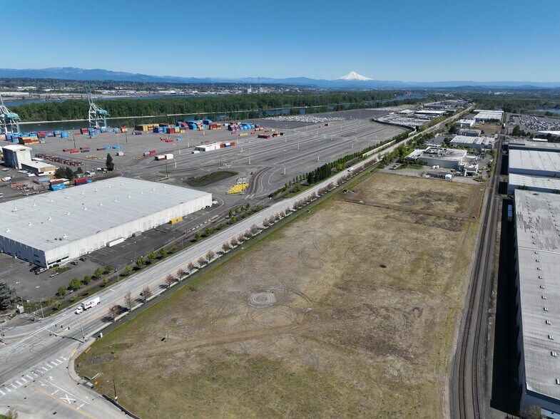 North Marine Dr, Portland, OR for lease - Aerial - Image 2 of 2