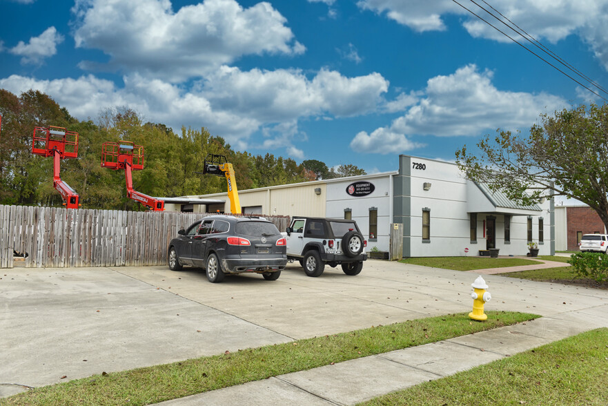 7280 Peppermill Pky, North Charleston, SC for lease - Building Photo - Image 1 of 5