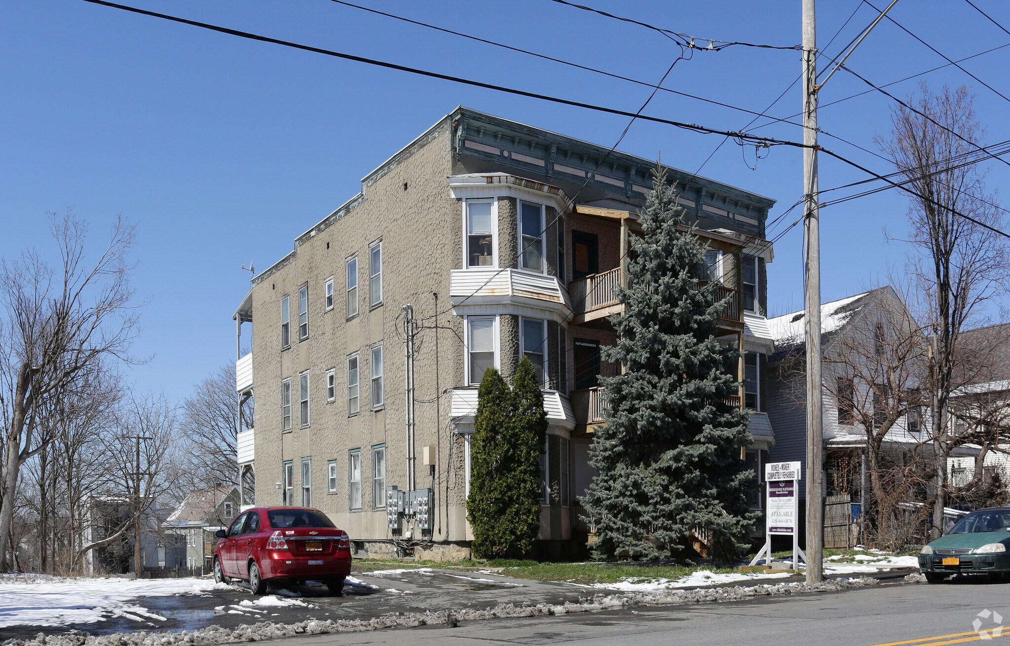 1589 Van Vranken Ave, Schenectady, NY for sale Primary Photo- Image 1 of 1