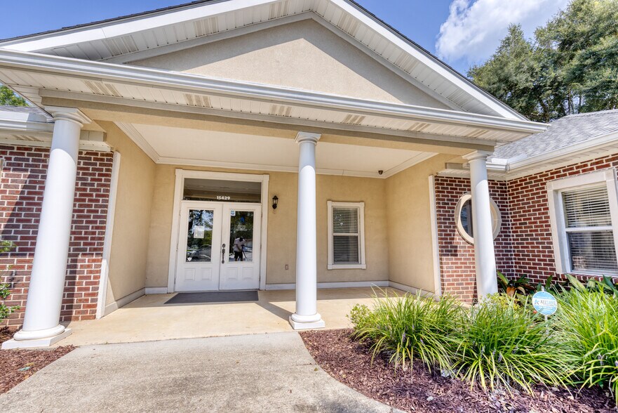 15429 Oneal Rd, Gulfport, MS 39503