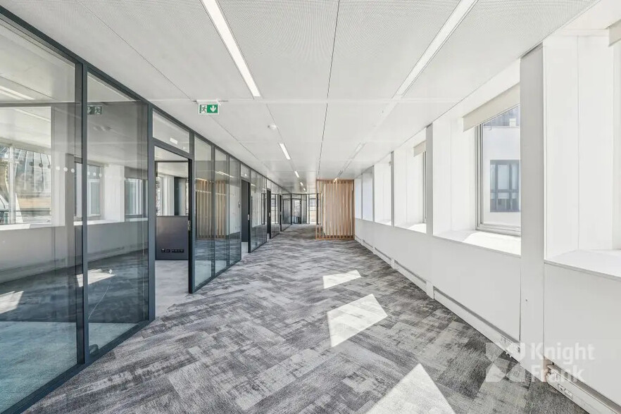 37 Rue De La Victoire, Paris for lease - Building Photo - Image 2 of 13