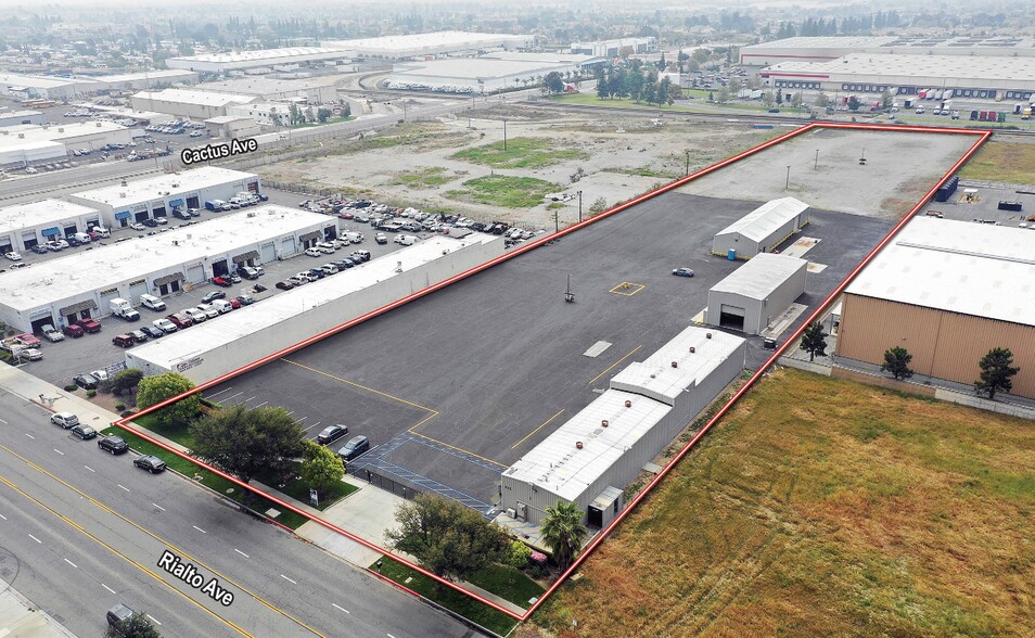 805 W Rialto Ave, Rialto, CA for lease - Building Photo - Image 1 of 12