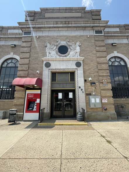 891 Brunswick Ave, Trenton, NJ for lease - Building Photo - Image 1 of 15