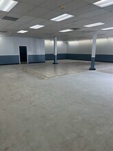 300 W Manchester Blvd, Inglewood, CA for lease Building Photo- Image 2 of 7