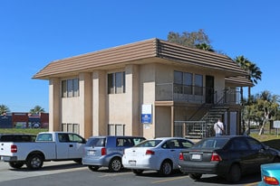 1524 Graves Ave, El Cajon CA - Gas Station