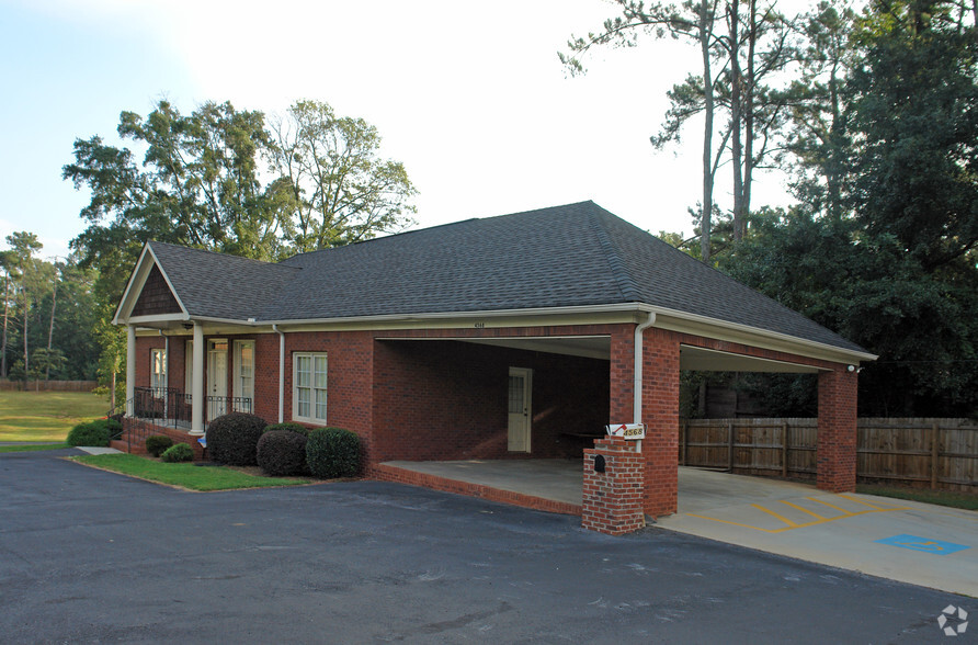 4568 Covington Hwy, Decatur, GA for lease - Primary Photo - Image 1 of 9