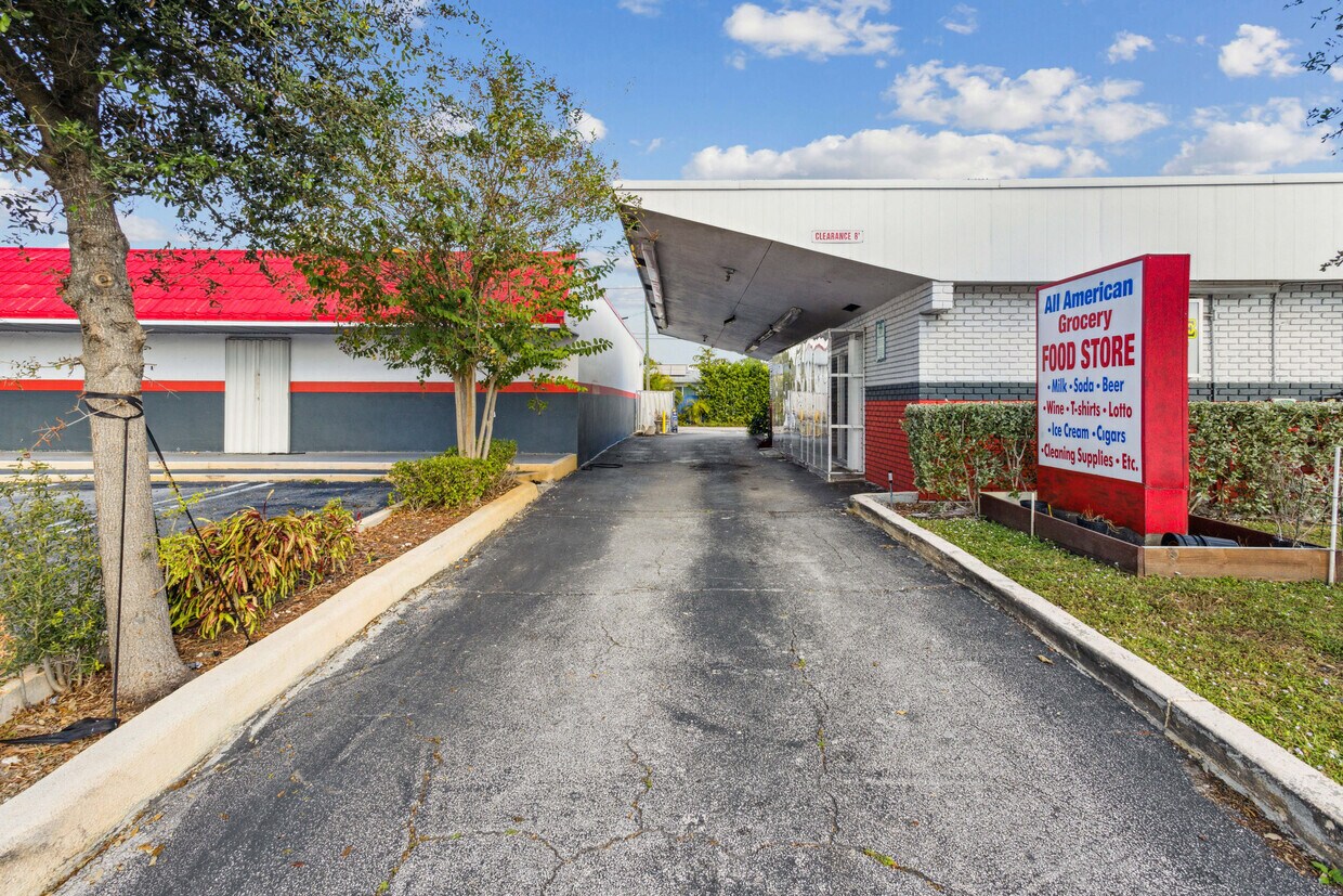 1631 E Sample Rd, Pompano Beach, FL for sale Building Photo- Image 1 of 1