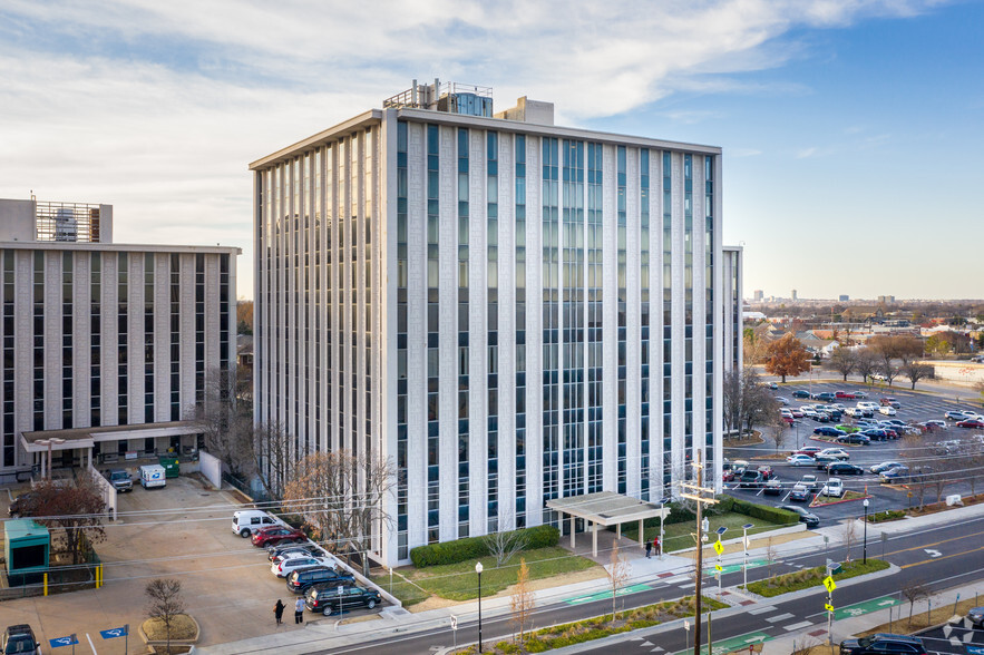 2000 N Classen Blvd, Oklahoma City, OK for lease - Building Photo - Image 1 of 14