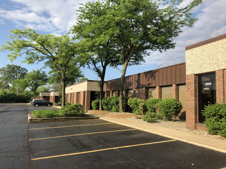 1221-1243 Rand Rd, Des Plaines, IL for lease - Building Photo - Image 1 of 13