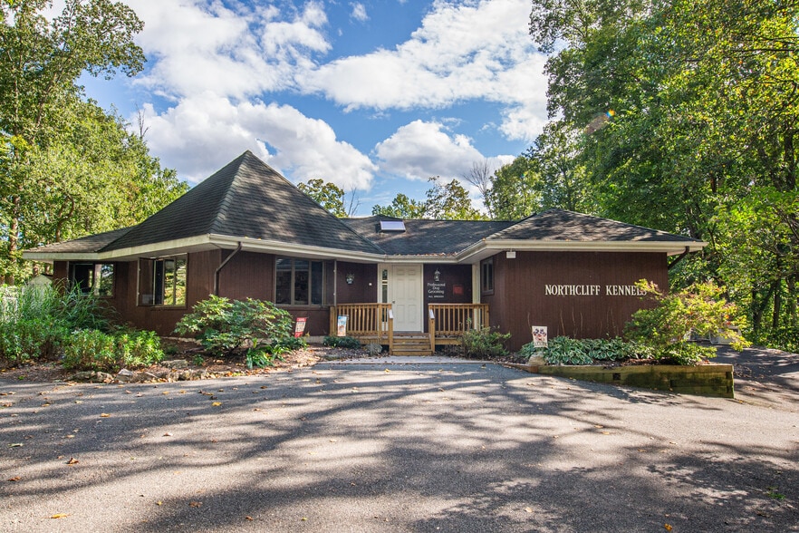 40 Brighton Rd, Andover, NJ for sale - Building Photo - Image 2 of 45