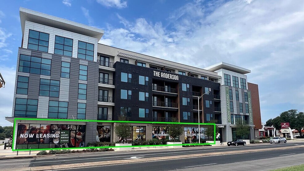 2711 W Anderson Ln, Austin, TX for lease - Primary Photo - Image 2 of 6