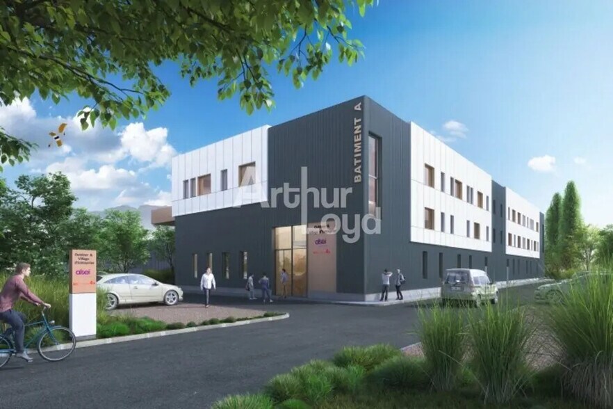 Office in Méry for lease - Building Photo - Image 2 of 5