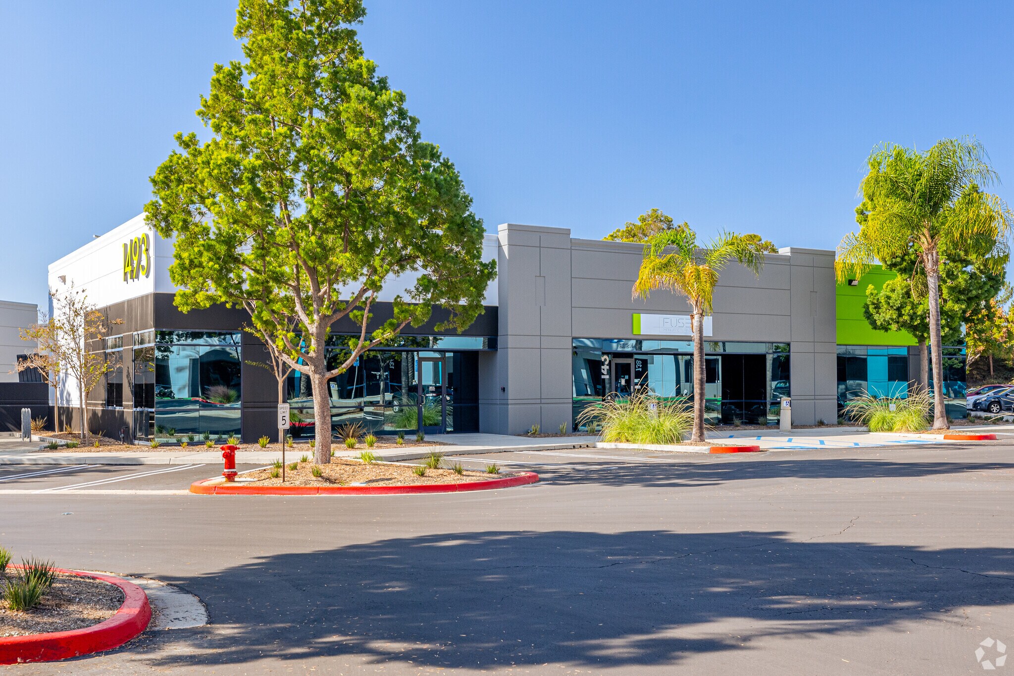 1491 Poinsettia Ave, Vista, CA 92081 Lionshead Landing