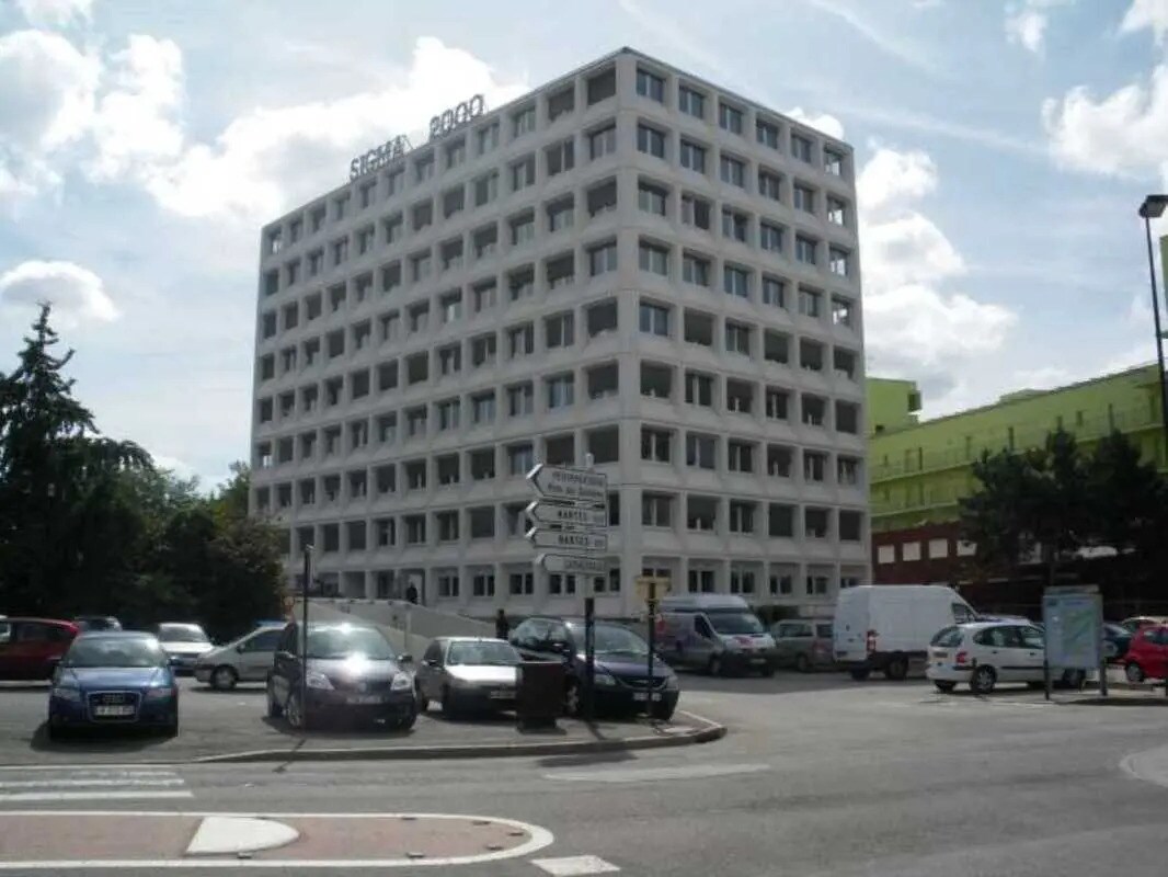 5 Boulevard Vincent Gâche, Nantes for lease Building Photo- Image 1 of 7