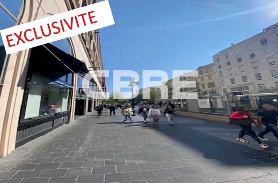 Office in Nice for lease - Building Photo - Image 1 of 20