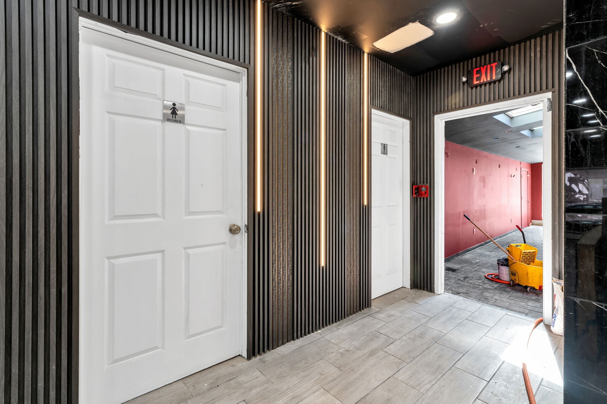 166 Getty Ave, Paterson, NJ for lease Interior Photo- Image 1 of 19