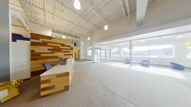 500-692 Hanes Mall Blvd, Winston-Salem, NC for lease Interior Photo- Image 1 of 27