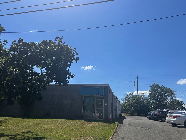 187 Wescott Ave, Rahway, NJ for lease - Building Photo - Image 2 of 3