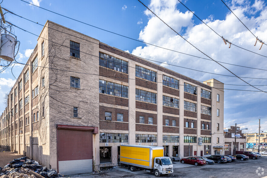 337-351 Sherman Ave, Newark, NJ for lease - Primary Photo - Image 1 of 6