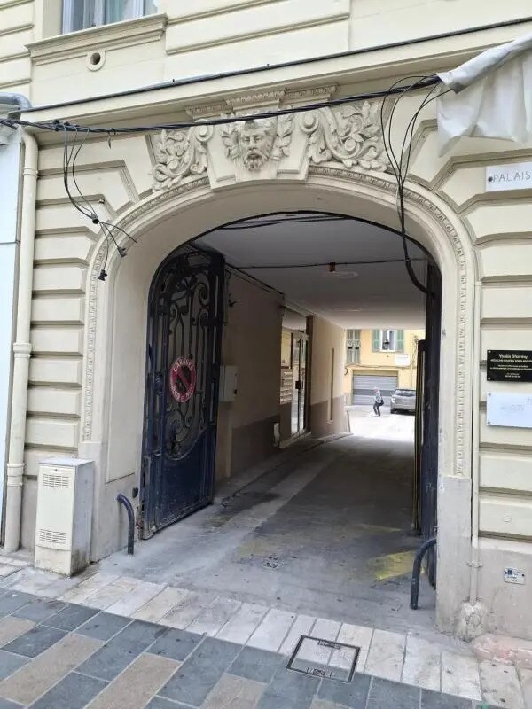 Vente Entrepôt 30 m² à 65 m² - Photo 1