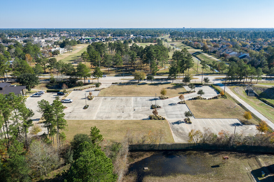 9070 Gleannloch Forest Dr, Spring, TX for sale - Building Photo - Image 2 of 6