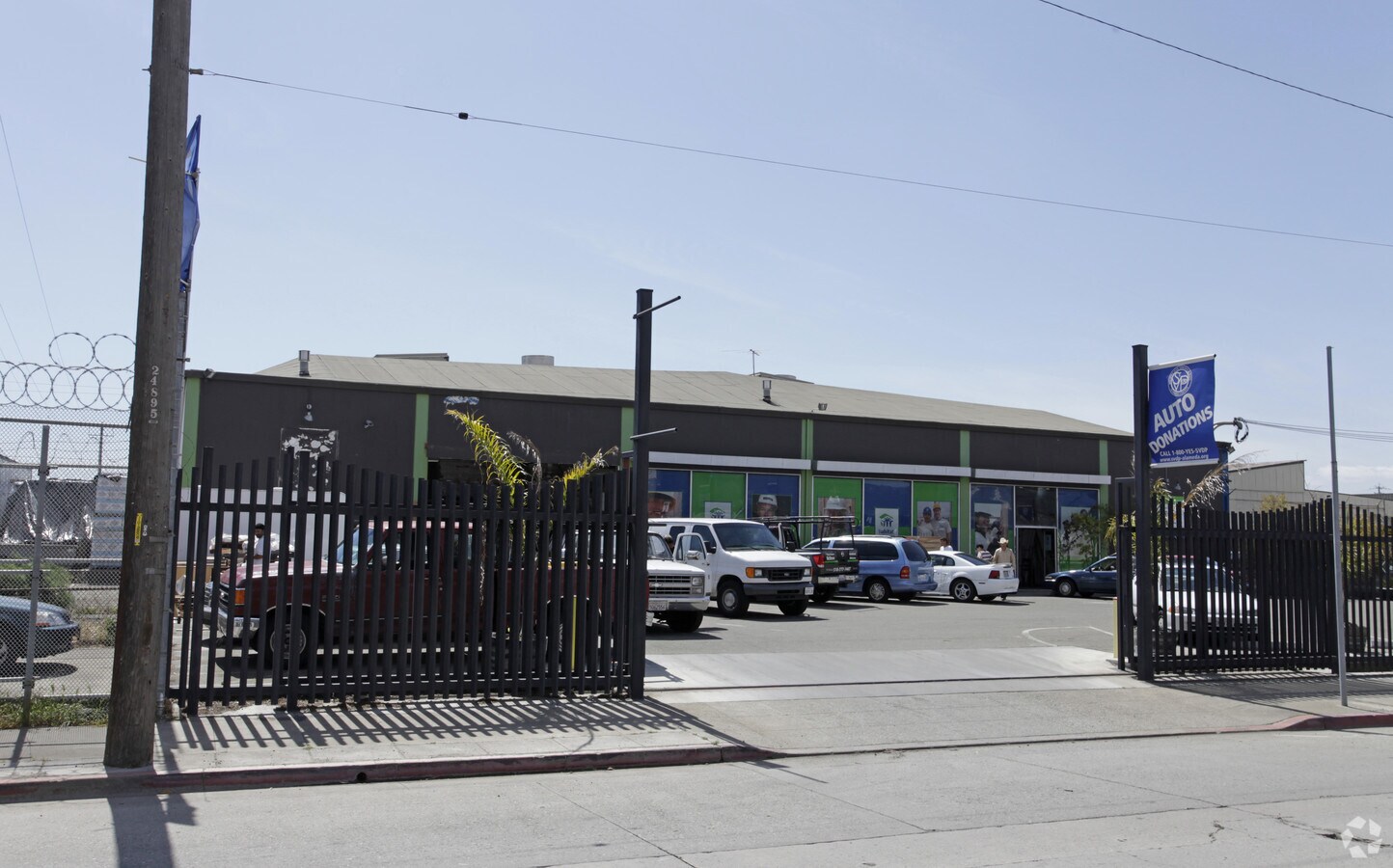 9235 San Leandro St, Oakland, CA 94603