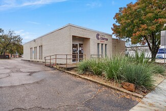 More details for 801 Elm Ave, Waco, TX - Office for Sale