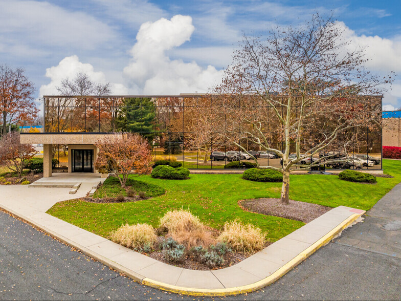 108 Route 303, Tappan, NY for sale - Building Photo - Image 1 of 1