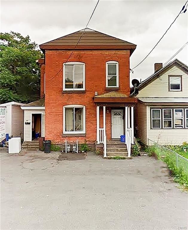 410 Pond St, Syracuse, NY 13208