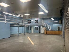 608 E Lewelling Blvd, San Lorenzo, CA for lease Interior Photo- Image 1 of 3