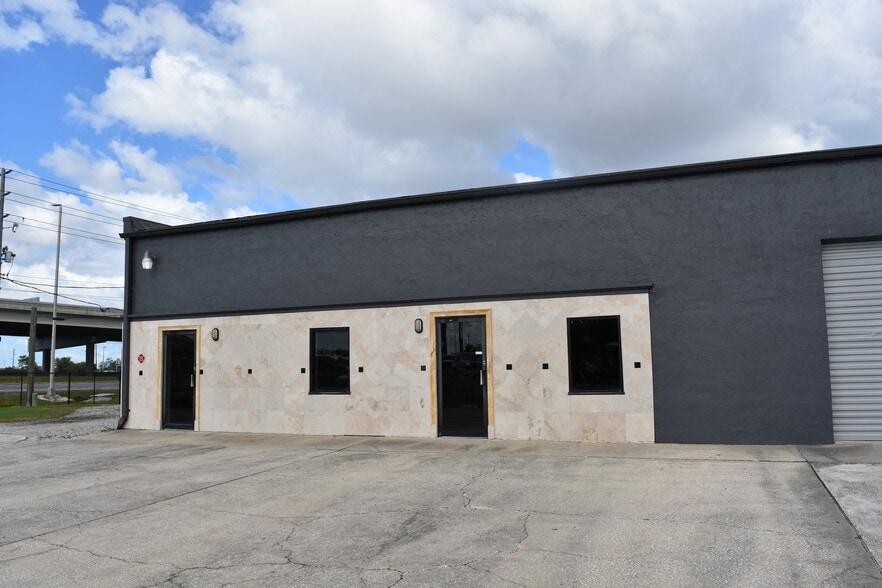 3291 118th Ave N, Saint Petersburg, FL for lease - Building Photo - Image 3 of 15