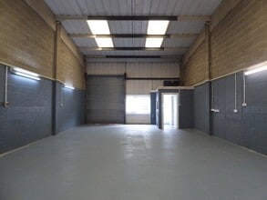 Longfield Rd, Tunbridge Wells for lease Interior Photo- Image 2 of 3